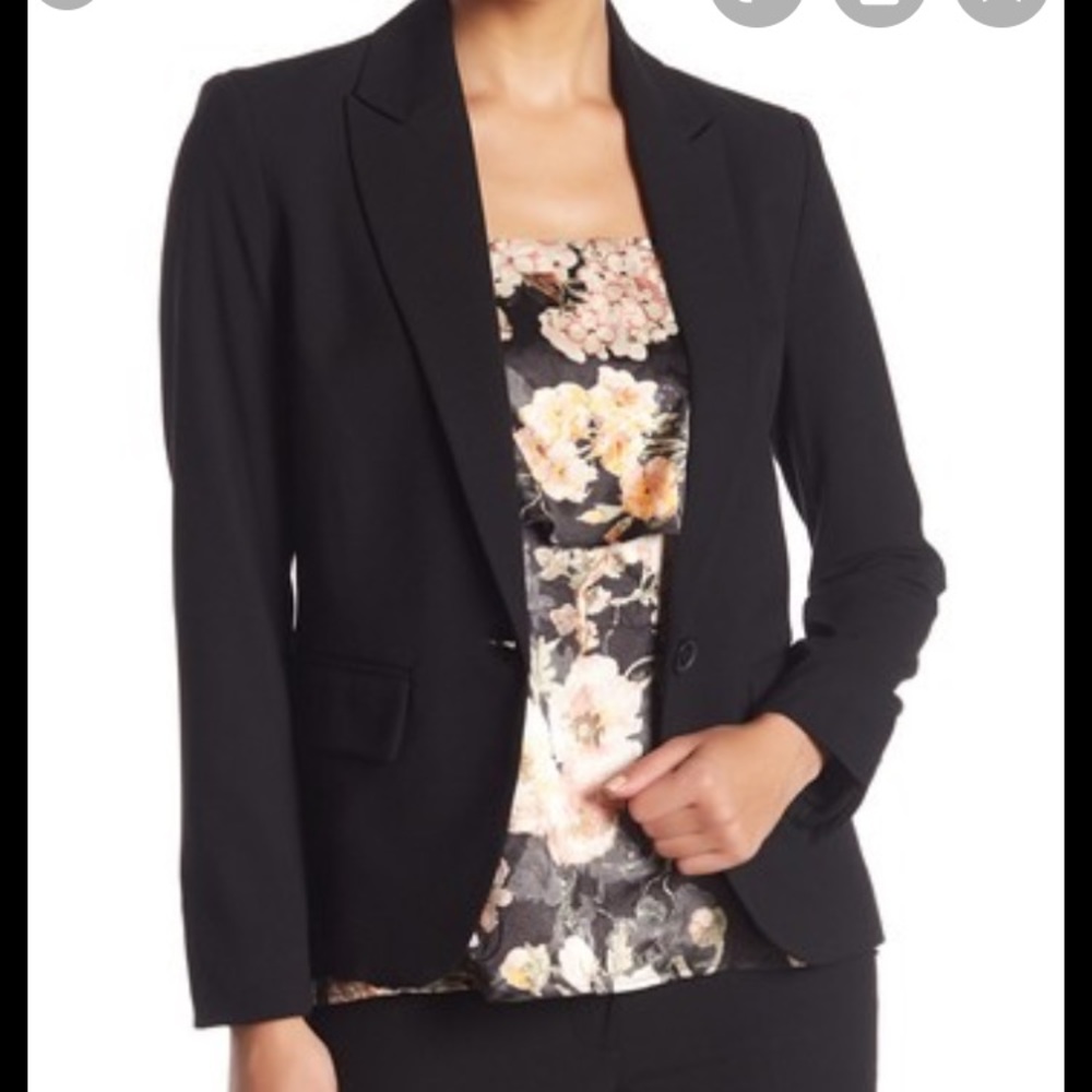 NEW w/o tag Women’s blazer-size 2